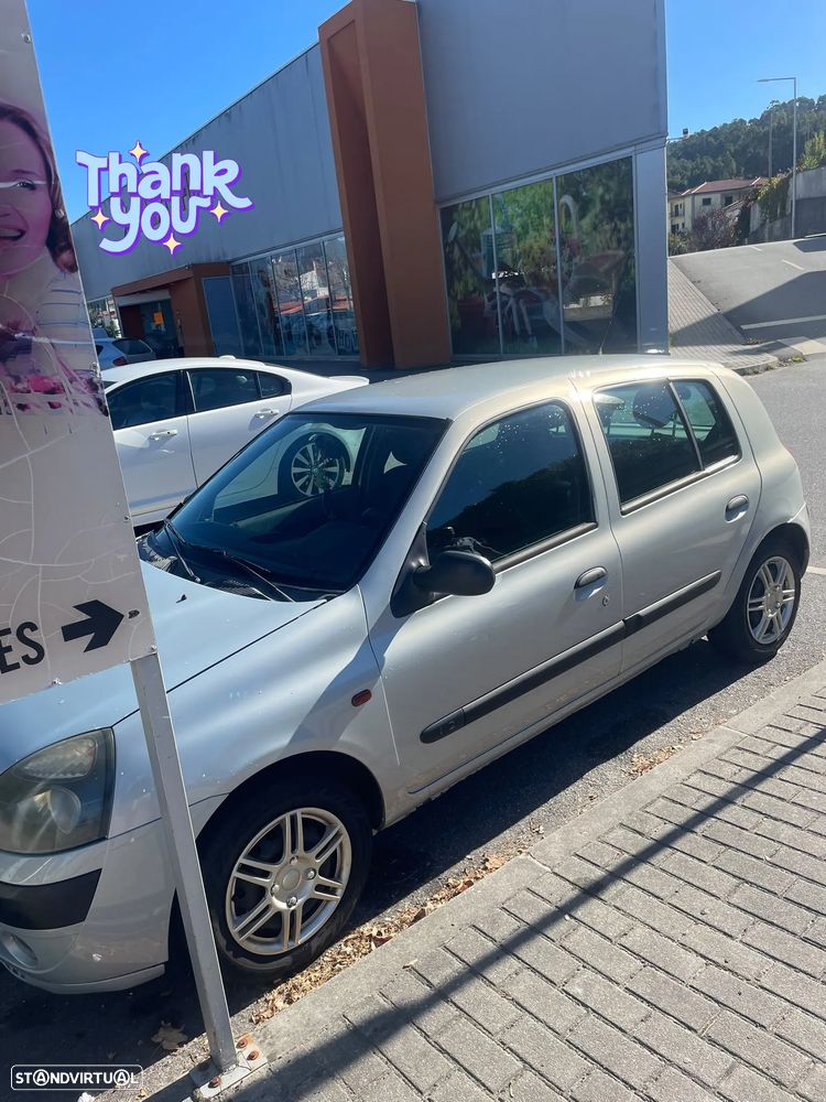 Renault Clio - 6