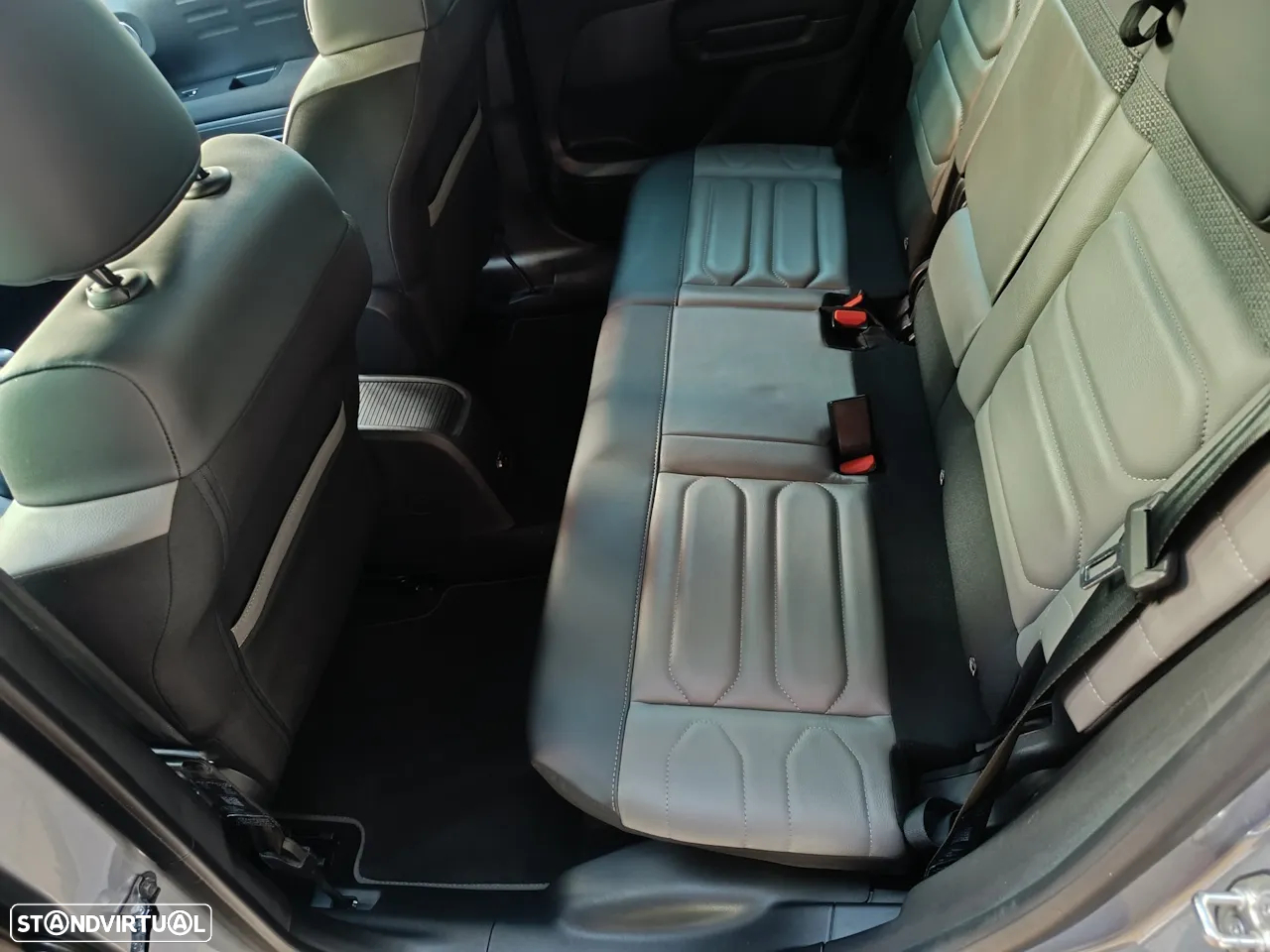 Citroën C3 Aircross 1.2 PureTech Shine EAT6 - 17