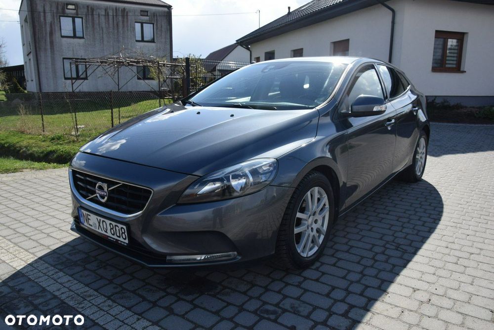 Volvo V40 D2 - 8