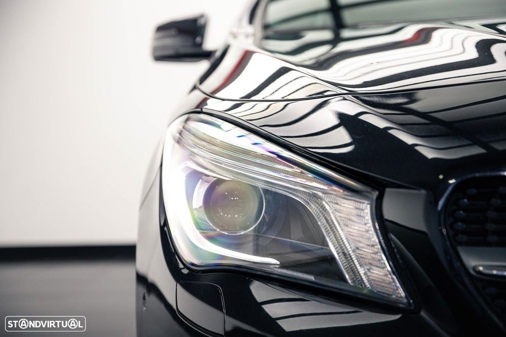 Mercedes-Benz CLA 200 d Shooting Brake Urban - 4