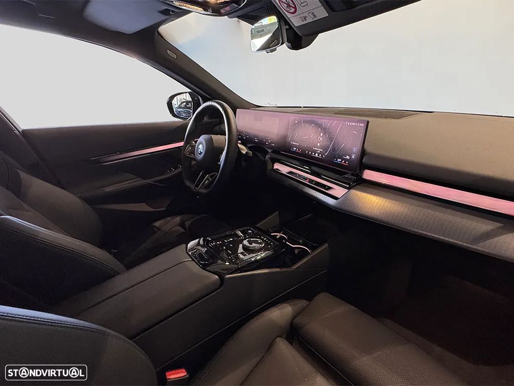BMW i5 eDrive40 Pack Desportivo M - 8