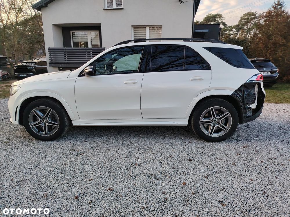 Mercedes-Benz GLE 300 d 4Matic 9G-TRONIC AMG Line - 8