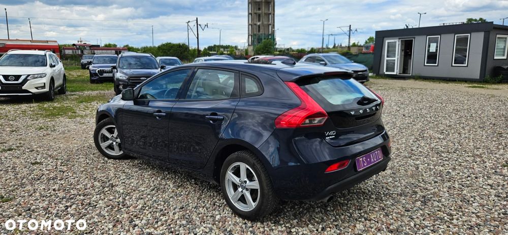 Volvo V40 T3 - 4
