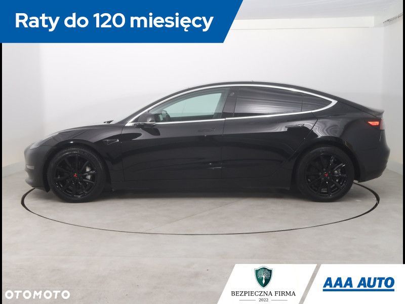 Tesla Model 3 - 3