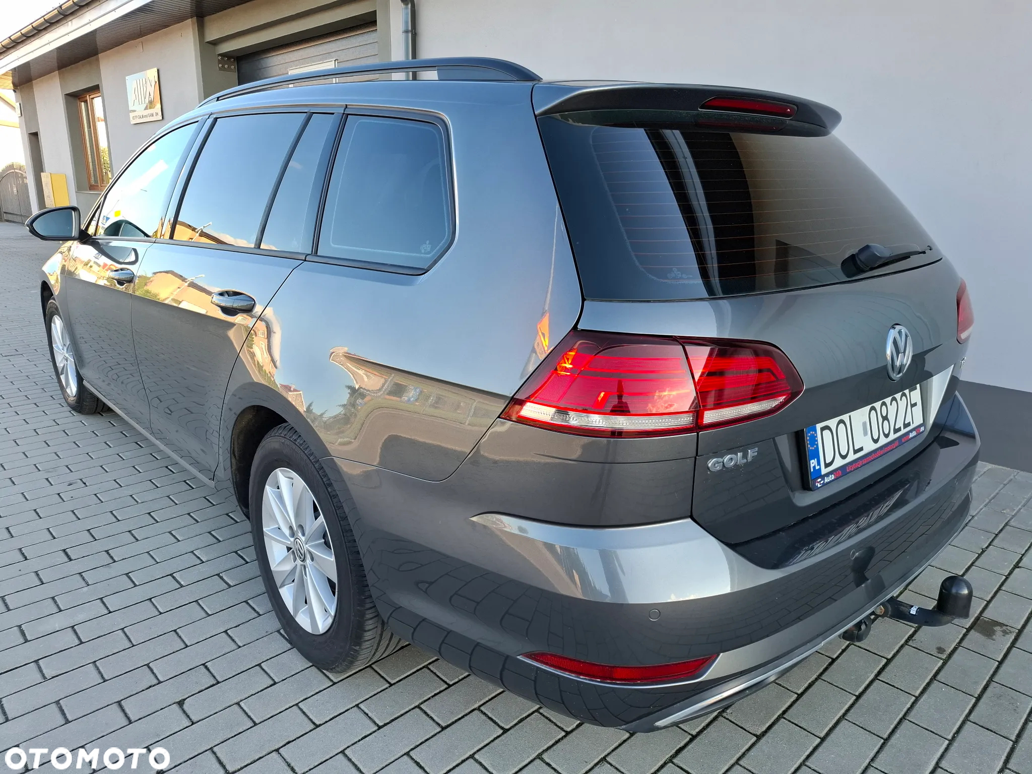Volkswagen Golf Variant 1.4 TSI BlueMotion Technology DSG Comfortline - 10