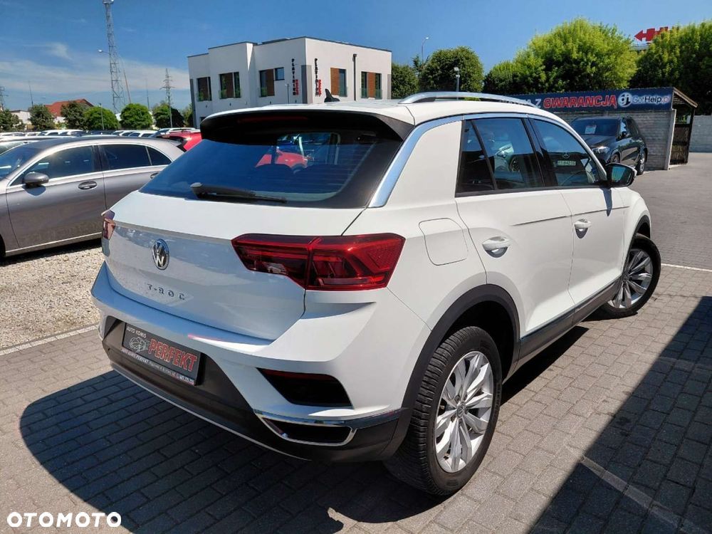 Volkswagen T-Roc - 8