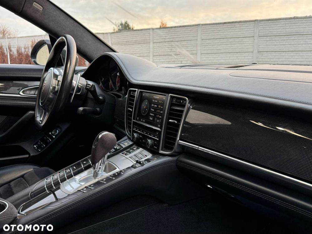 Porsche Panamera 4S PDK - 14