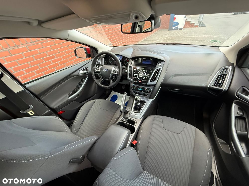 Ford Focus 1.6 TDCi DPF Titanium - 19
