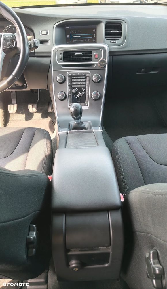 Volvo V60 - 11