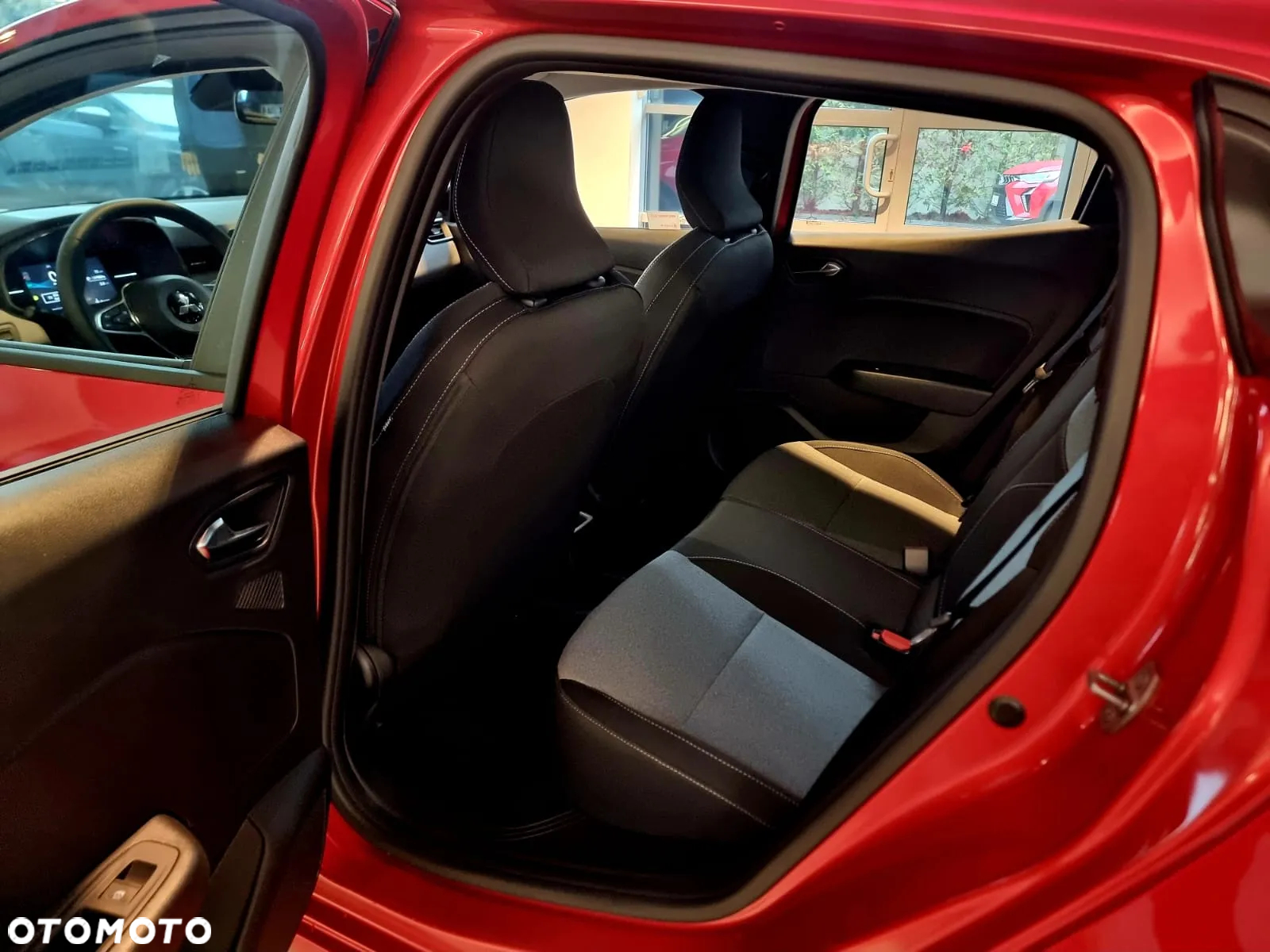 Mitsubishi Colt 1.0T Invite - 8