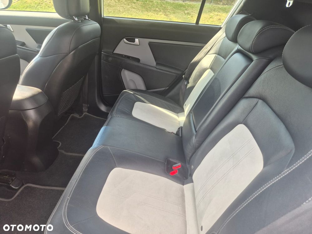 Kia Sportage 1.7 CRDI 2WD Attract - 10