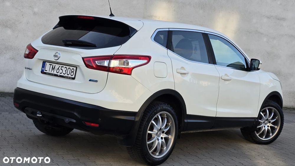 Nissan Qashqai 1.5 dCi TEKNA - 17