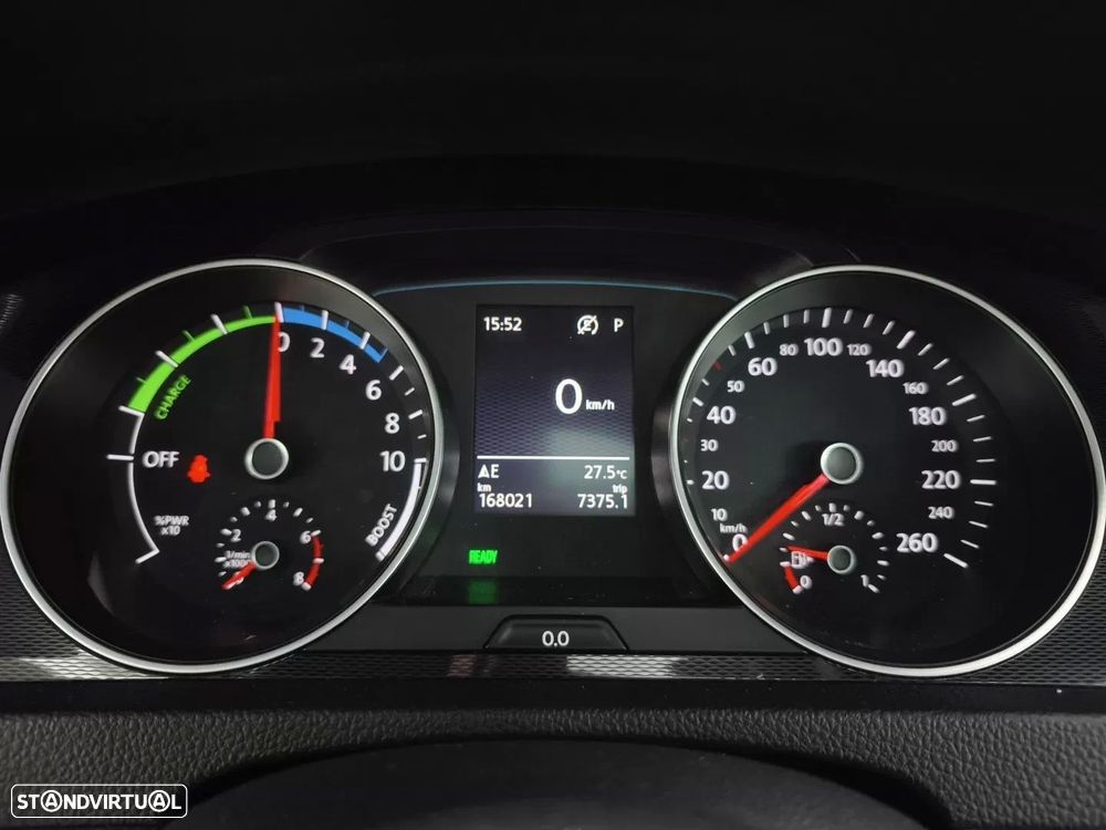VW Golf 1.4 GTE Plug-in - 36