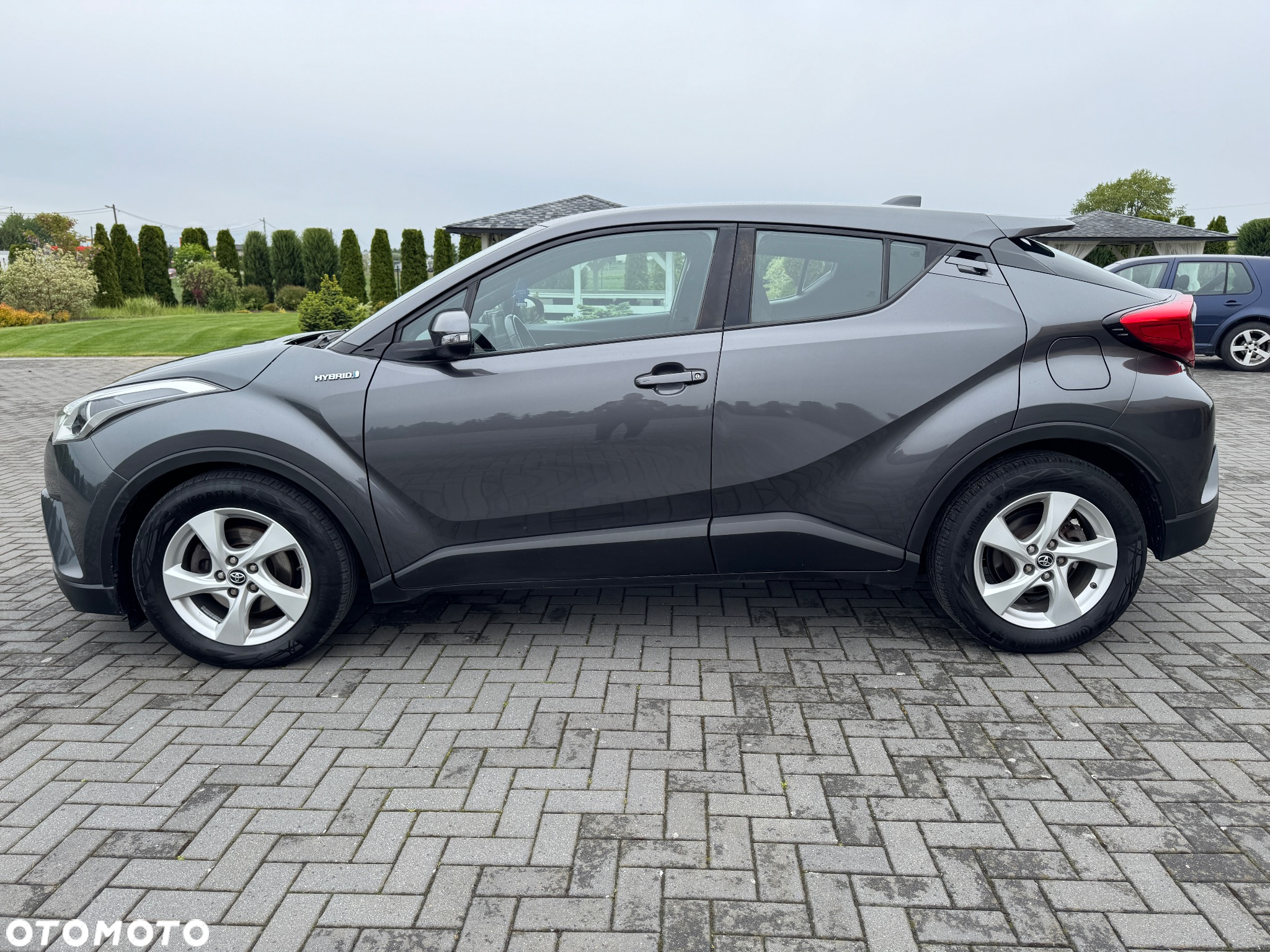 Toyota C-HR 1.8 Hybrid Premium - 2