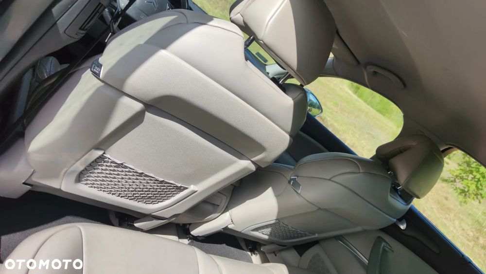 Citroën C5 2.7 HDi V6 Exclusive - 20