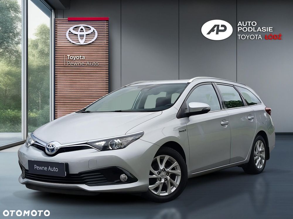 Toyota Auris Hybrid 135 Premium - 2