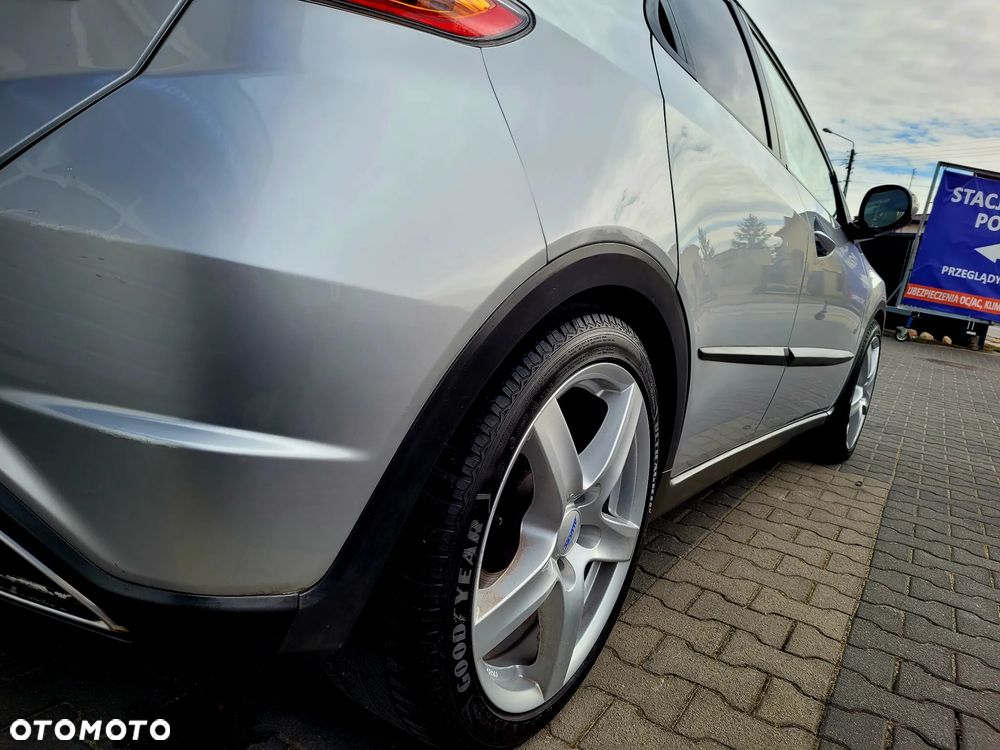 Honda Civic 1.8 Sport - 18