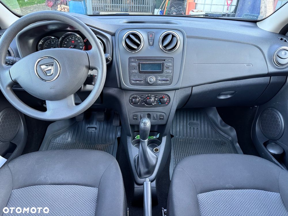 Dacia Sandero - 4