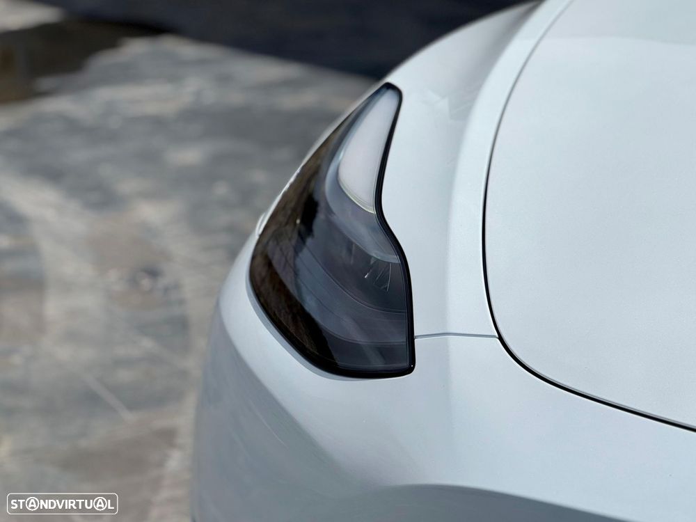 Tesla Model Y Standard Long Range RWD - 6
