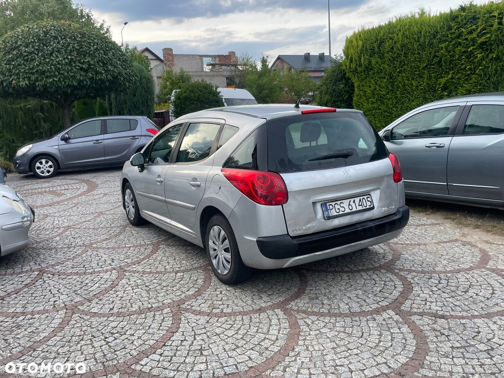 Peugeot 207 1.4 16V Trendy - 12