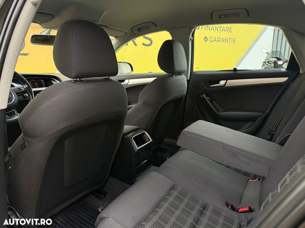 Audi A4 2.0 TDI DPF S line Sportpaket - 8