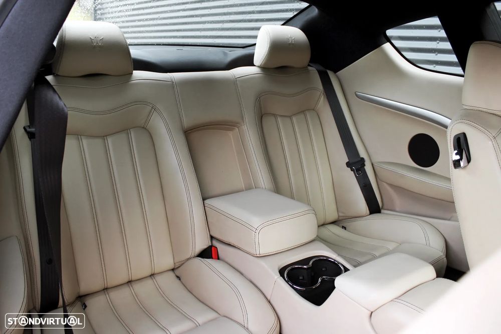 Maserati Granturismo S Auto - 38