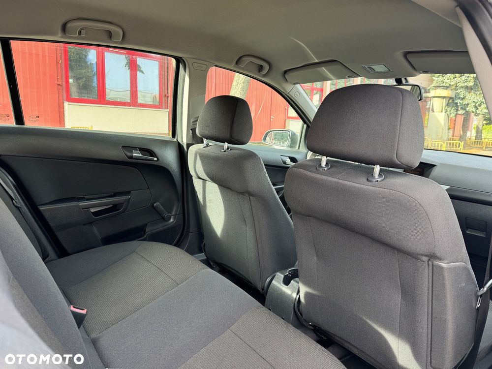 Opel Astra - 15