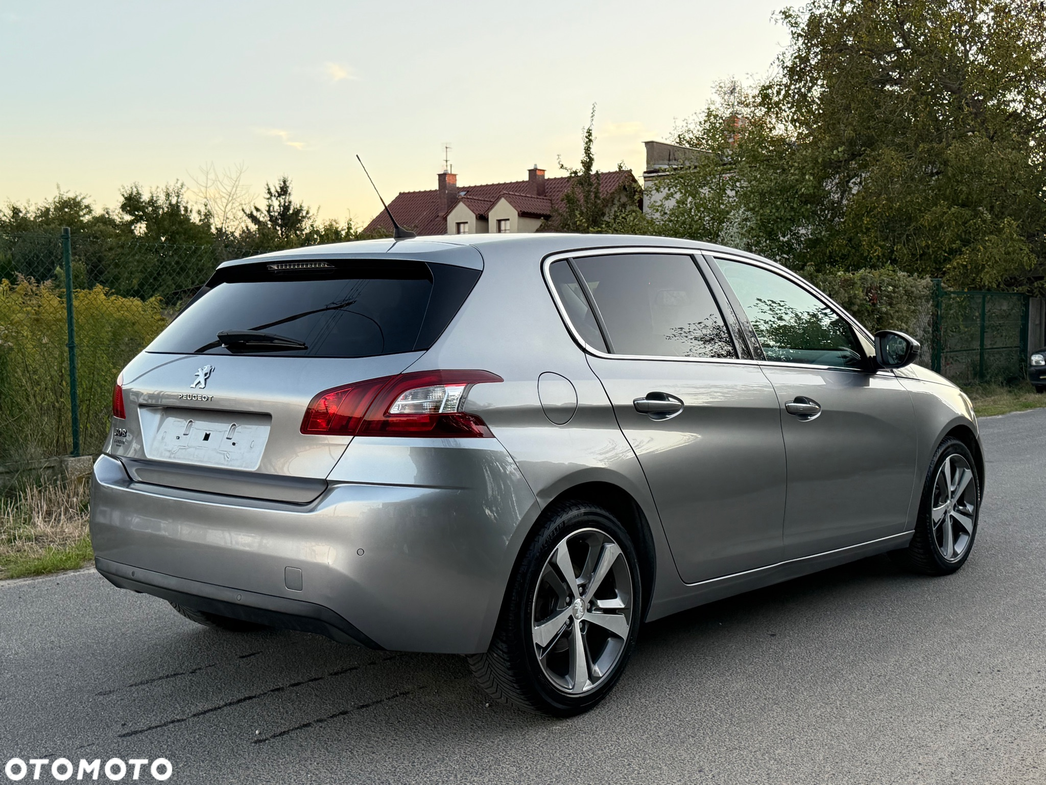 Peugeot 308 1.6 e-HDi Allure S&S - 3
