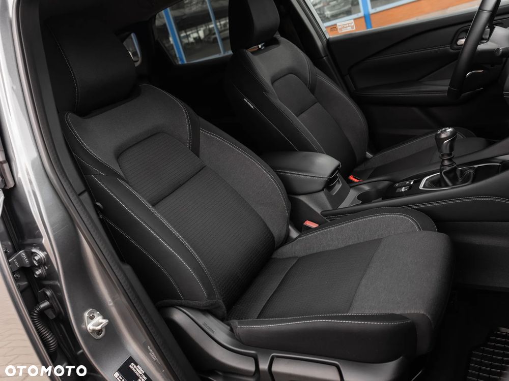 Nissan Qashqai 1.3 DIG-T N-Connecta - 30