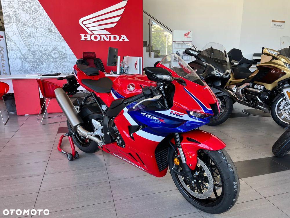 Honda CBR - 1