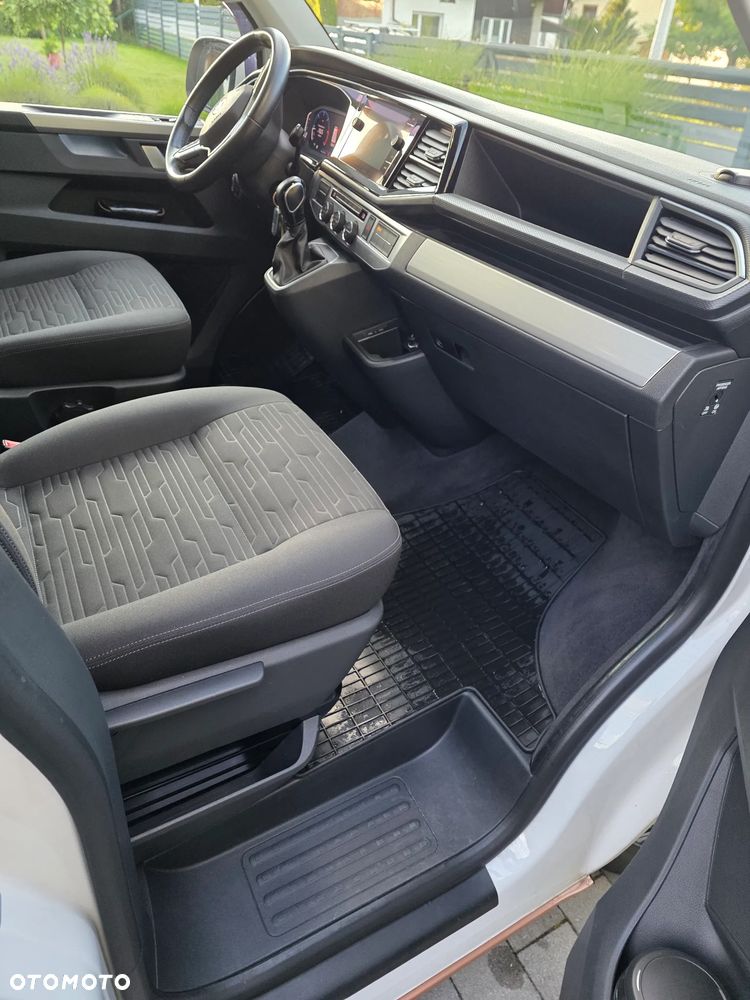 Volkswagen Multivan - 15