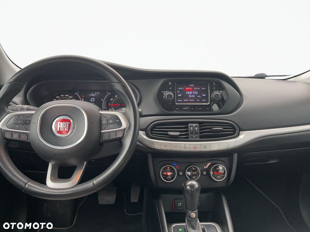 Fiat Tipo 1.6 E-Torq 16v Lounge - 16