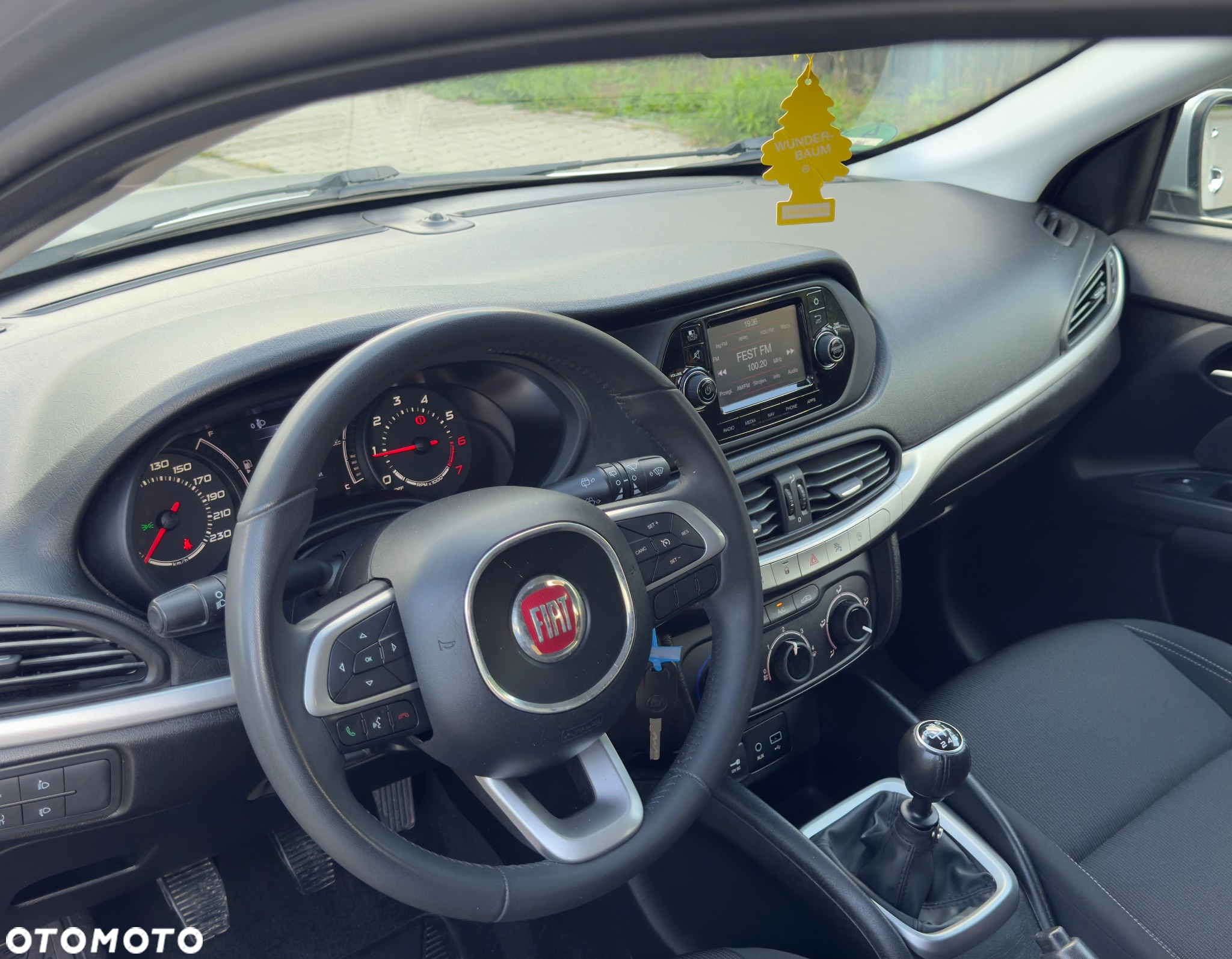 Fiat Tipo 1.4 T-Jet 16v Lounge EU6d - 14