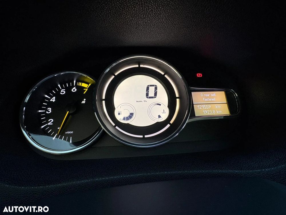 Renault Megane 1.6 16V 110 Paris Business - 15