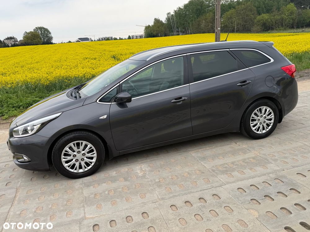 Kia Ceed 1.6 CRDi Spirit - 3