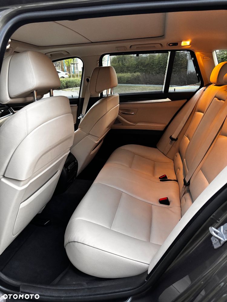 BMW Seria 5 535d xDrive Luxury Line - 14