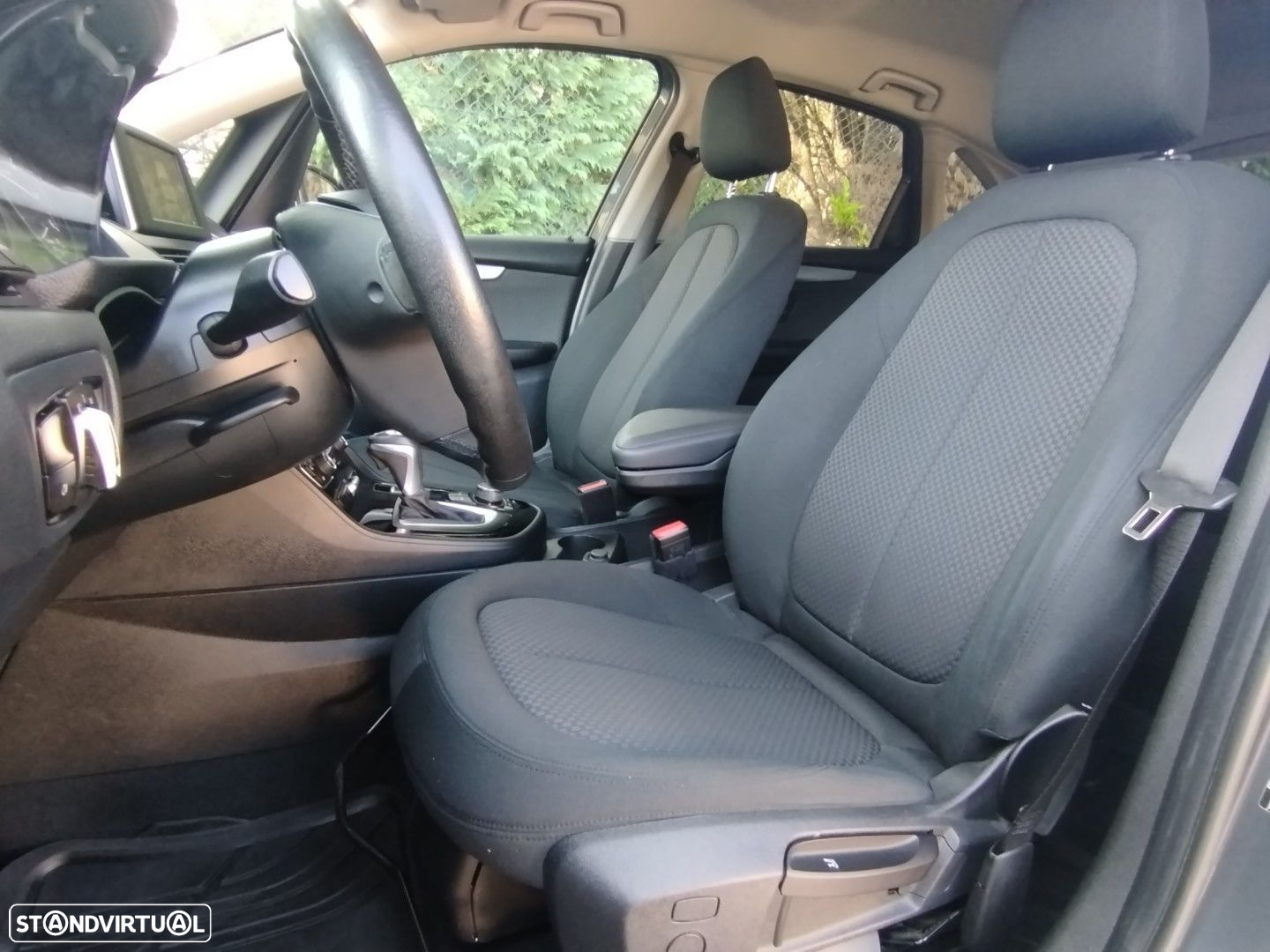 BMW 216 Active Tourer d Auto - 13