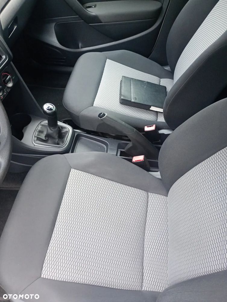 Volkswagen Polo 1.2 Comfortline - 5