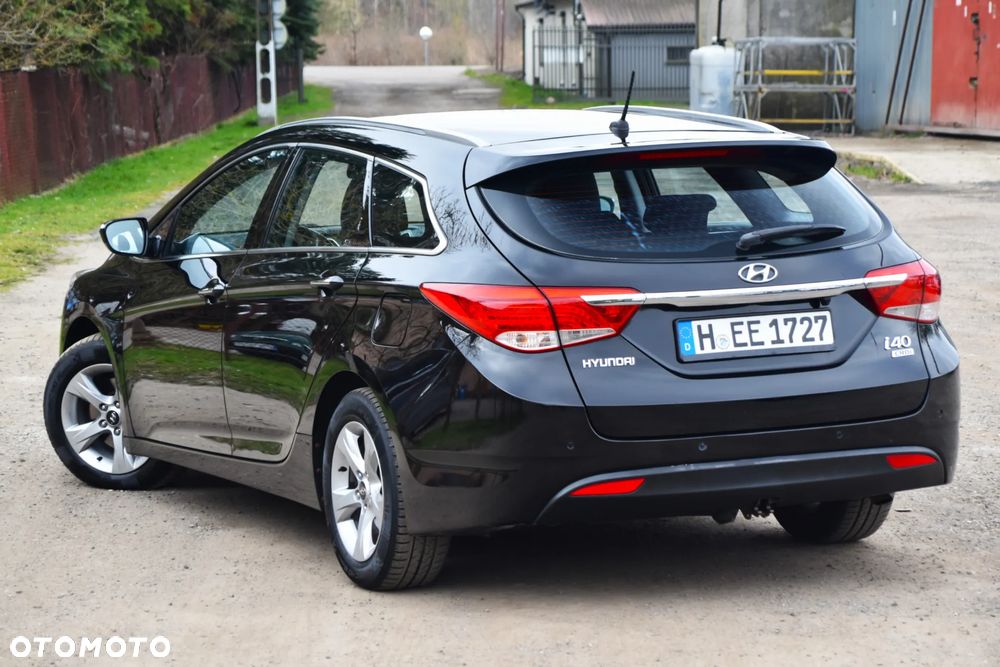 Hyundai i40 i40cw 1.7 CRDi Fifa World Cup Edition - 39