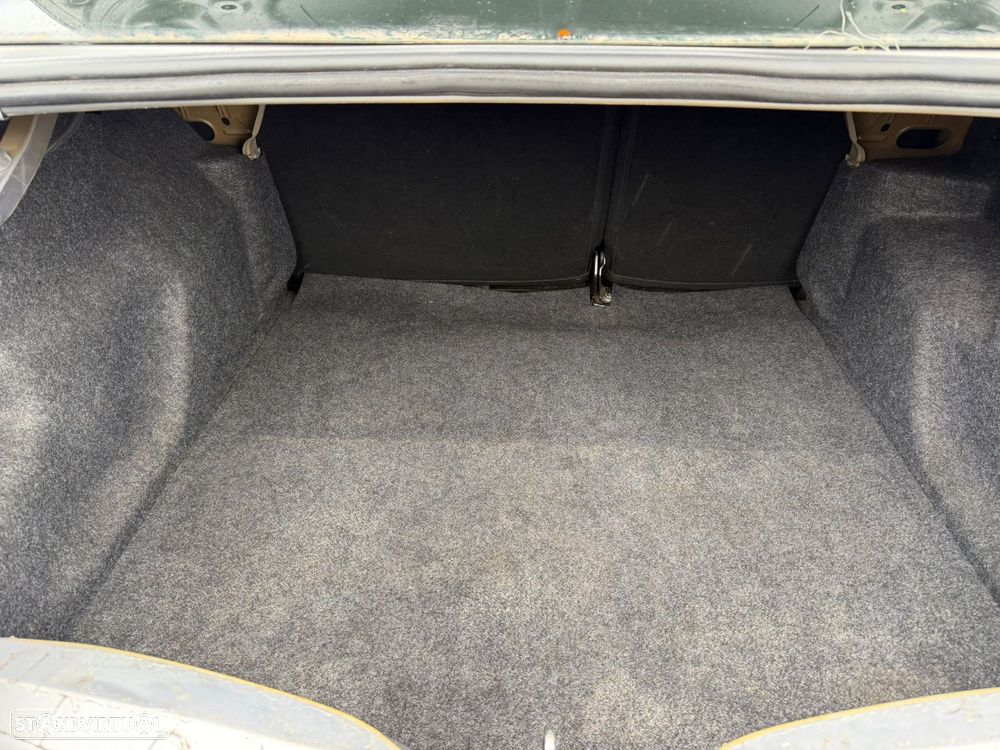 Citroën C-Elysée 1.5 BlueHDi Shine - 16