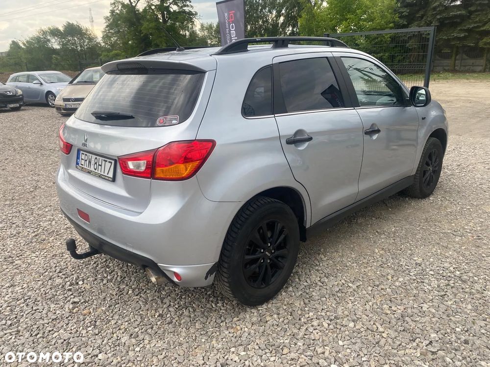 Mitsubishi ASX - 8
