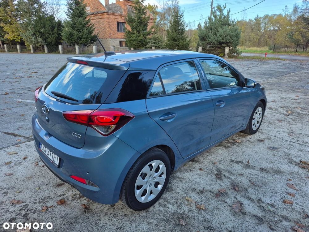 Hyundai i20 - 15