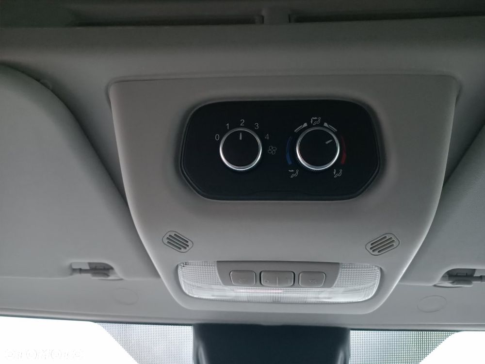 Ford Transit Kombi L3H2 Trend - 18