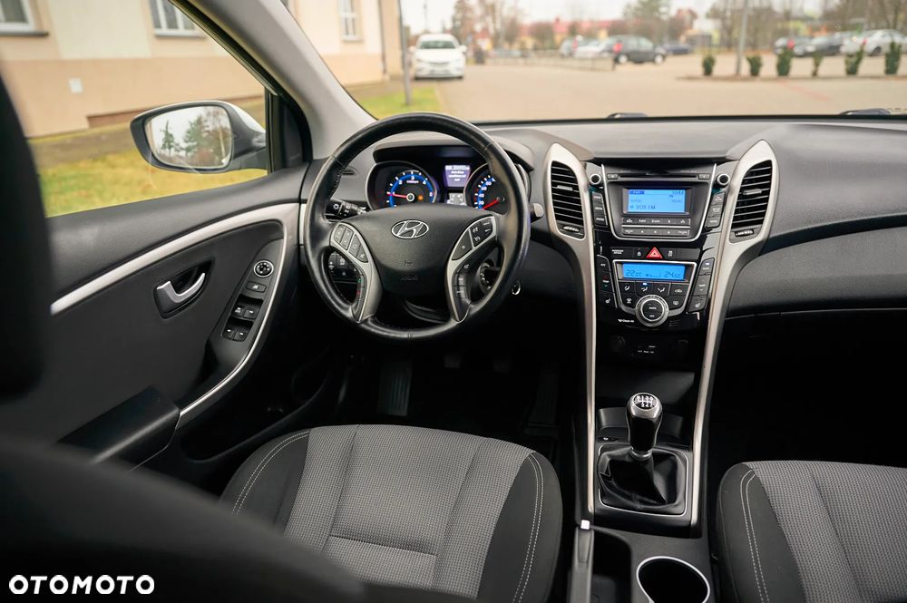 Hyundai i30 1.6 CRDi BlueDrive Comfort - 28