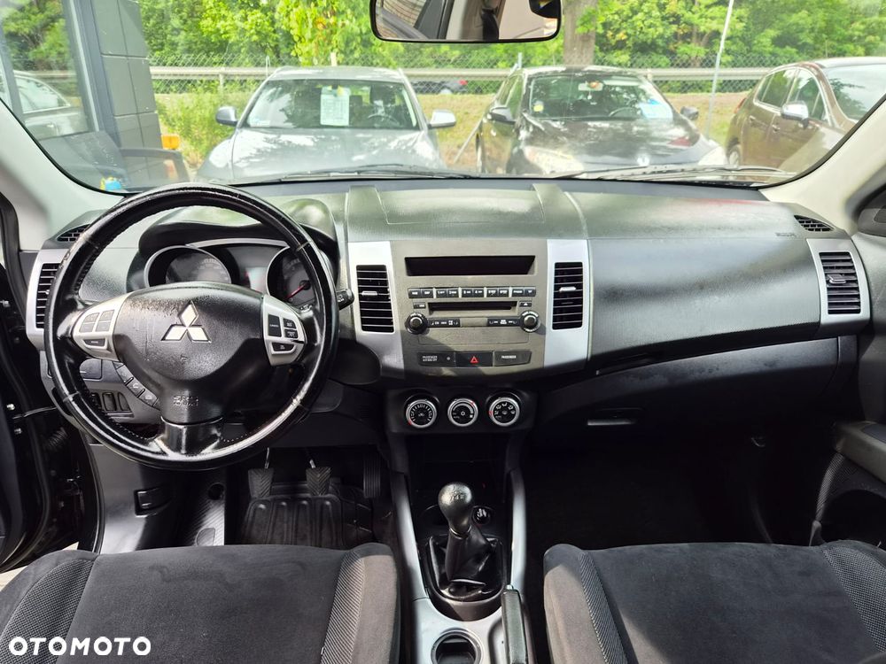 Mitsubishi Outlander 2.4 Motion - 15