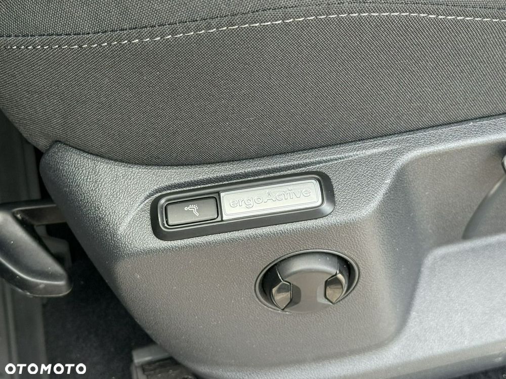 Volkswagen Tiguan Allspace - 13