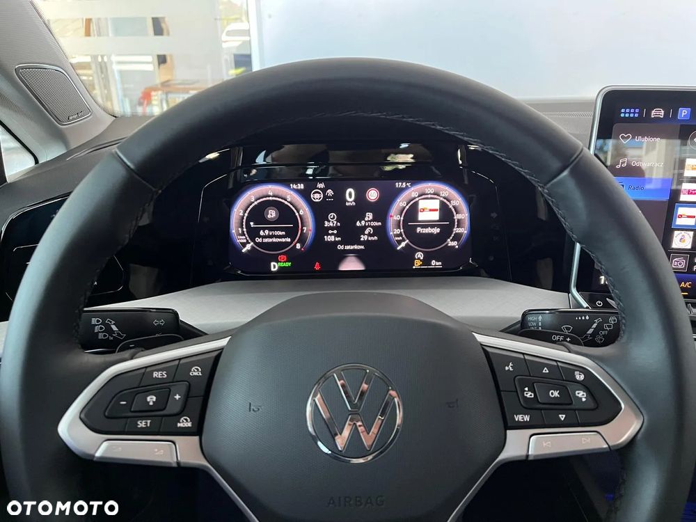 Volkswagen Golf - 23