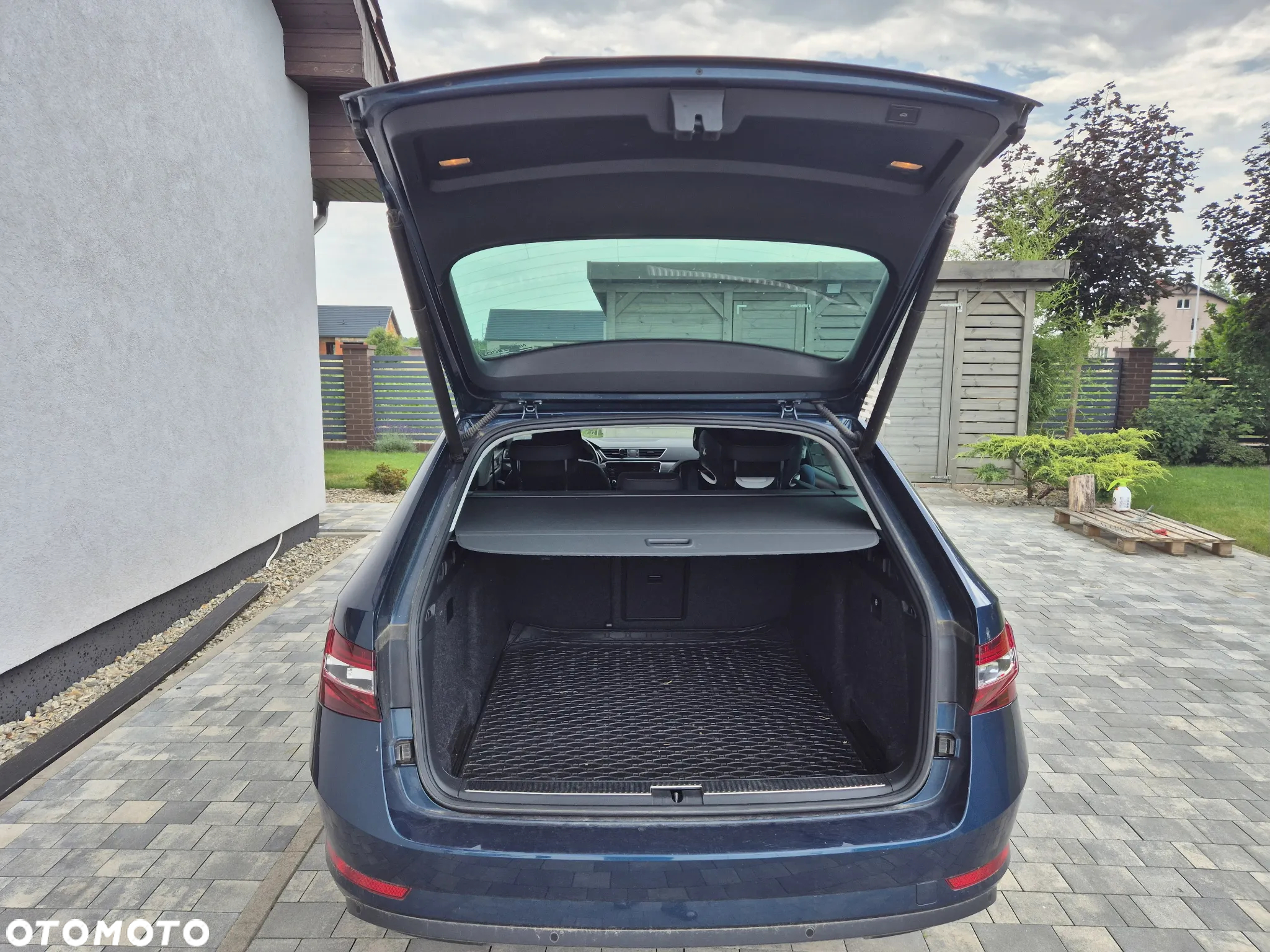 Skoda Superb 2.0 TDI 4x4 Style DSG - 3