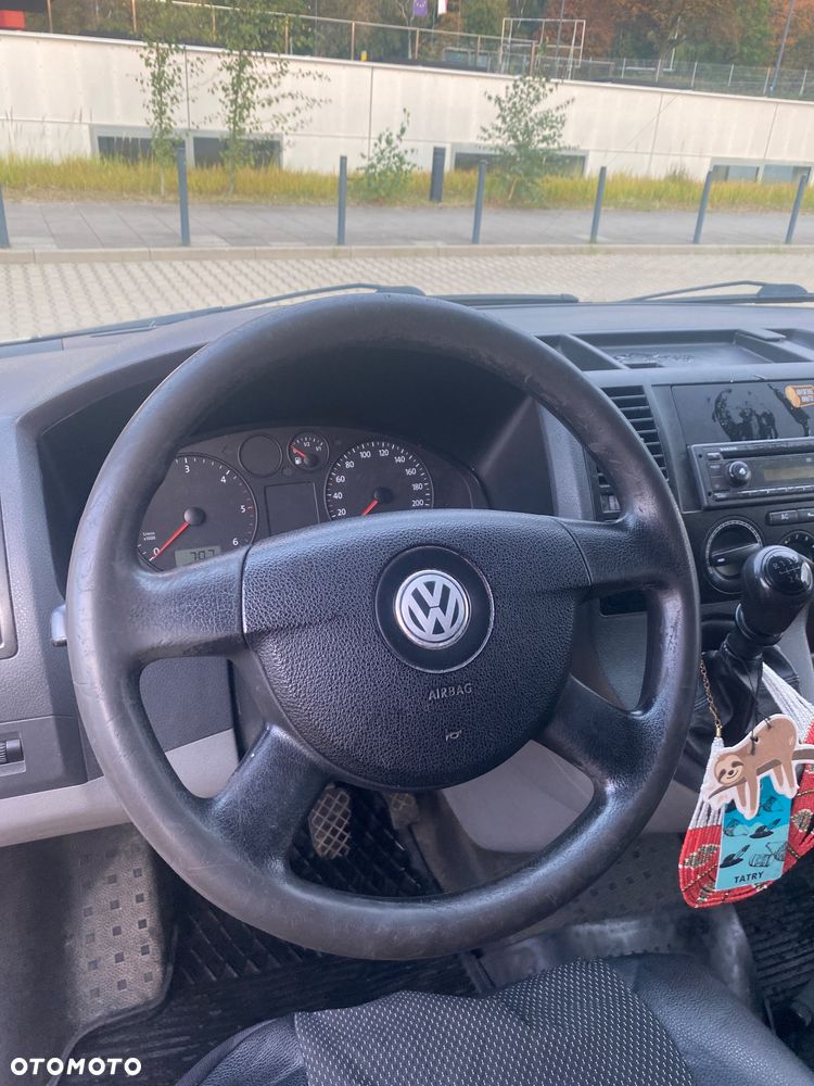 Volkswagen Transporter - 18