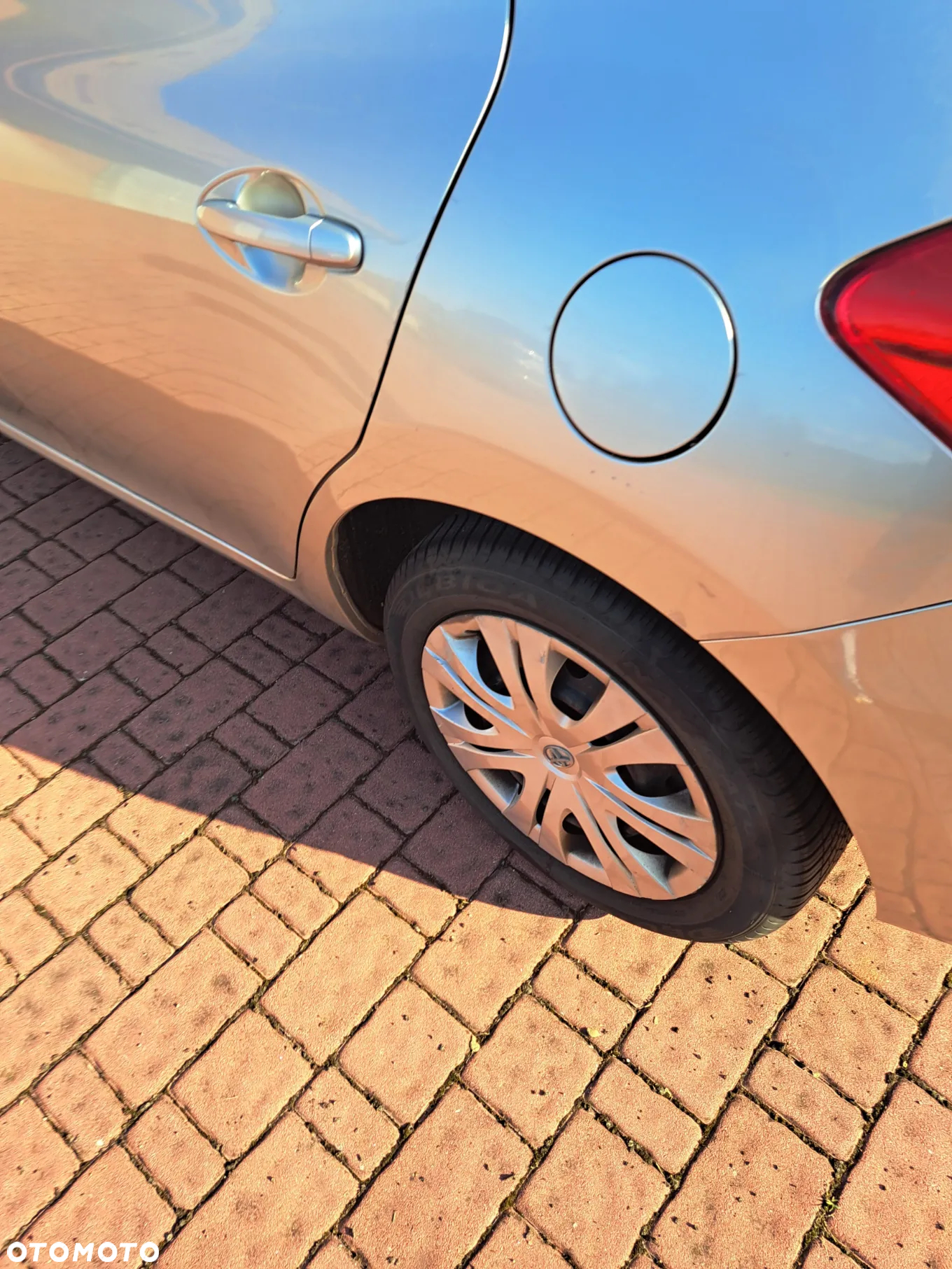 Toyota Auris 1.6 VVT-i Luna MM - 8